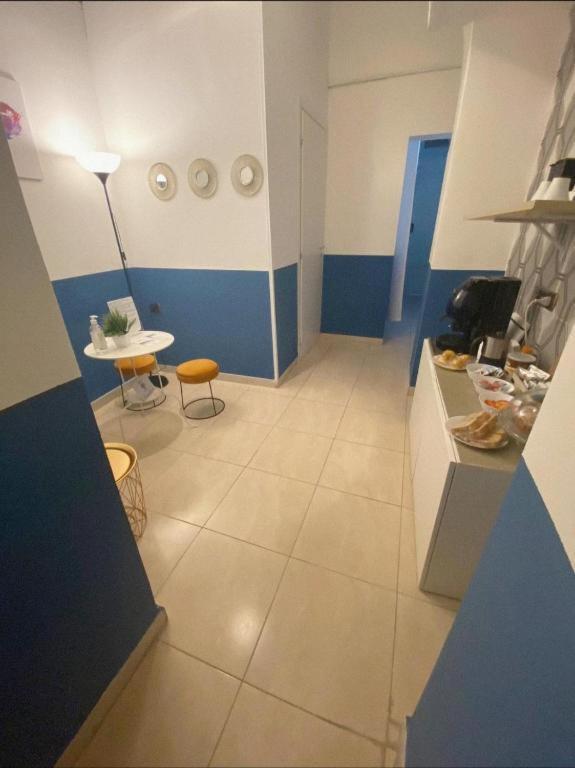 Bed and Breakfast Domus Luigi Leone 2 Neapol Zewnętrze zdjęcie