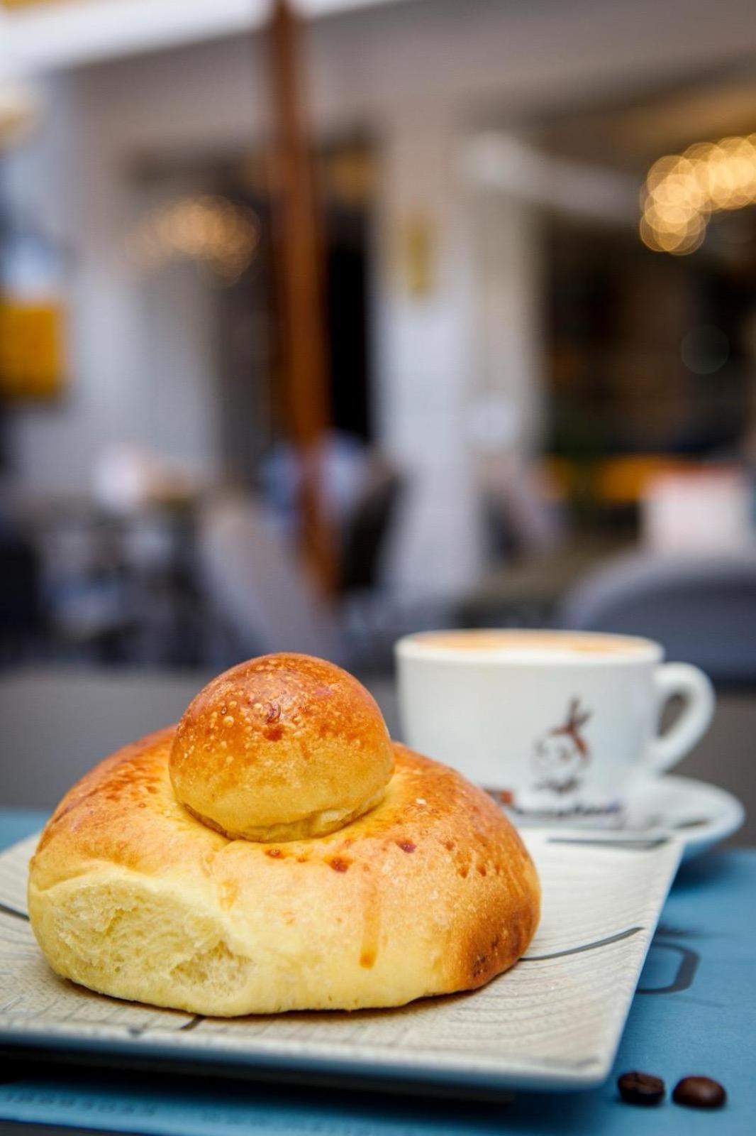 Bed and Breakfast Domus Luigi Leone 2 Neapol Zewnętrze zdjęcie