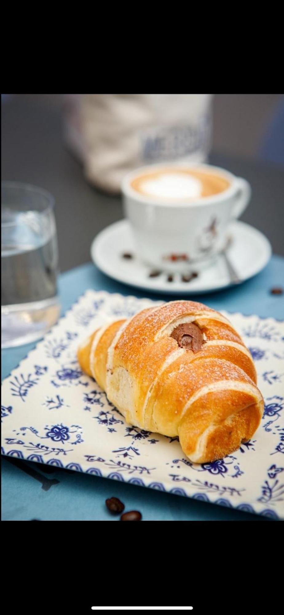 Bed and Breakfast Domus Luigi Leone 2 Neapol Zewnętrze zdjęcie